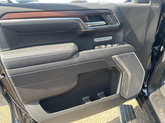 new 2025 GMC Sierra 1500 car, priced at $66,505