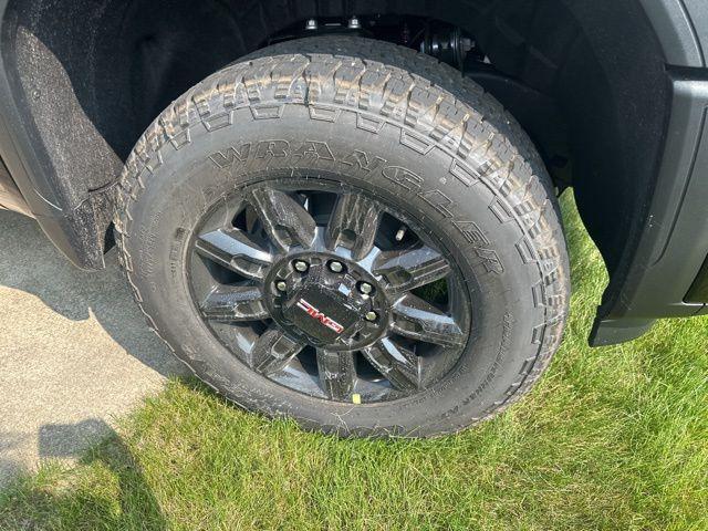 new 2025 GMC Sierra 3500 car, priced at $88,565