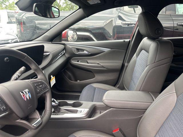 new 2025 Buick Envista car, priced at $27,005