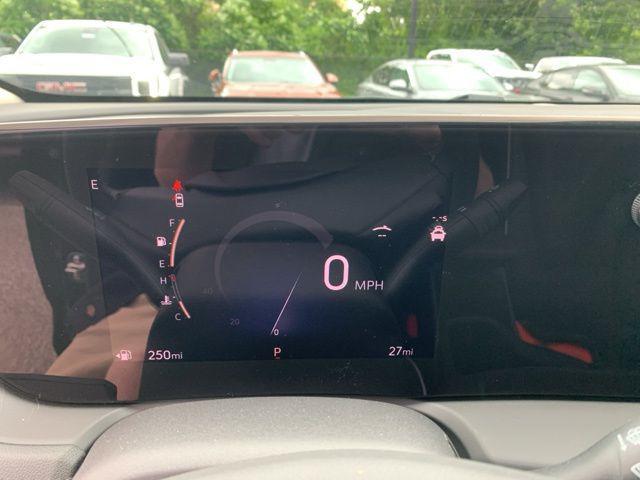 new 2025 Buick Encore GX car, priced at $35,580