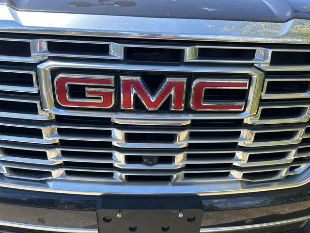 new 2025 GMC Yukon XL car, priced at $85,760