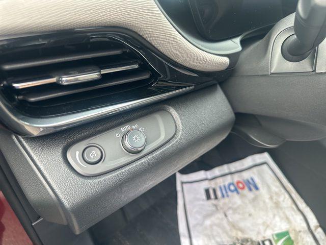 new 2025 Buick Envista car, priced at $31,660