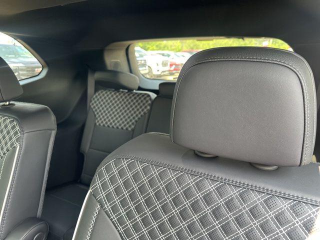 new 2025 GMC Acadia car, priced at $62,960