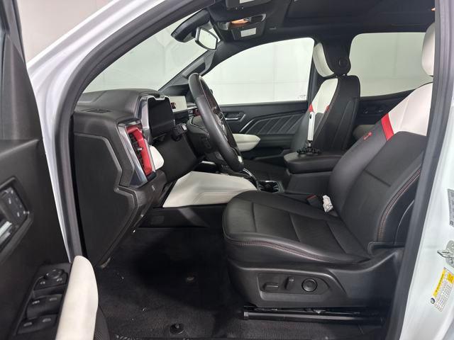 used 2024 GMC Canyon car, priced at $44,900