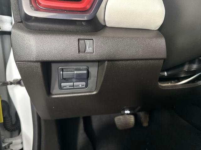 used 2024 GMC Canyon car, priced at $44,900