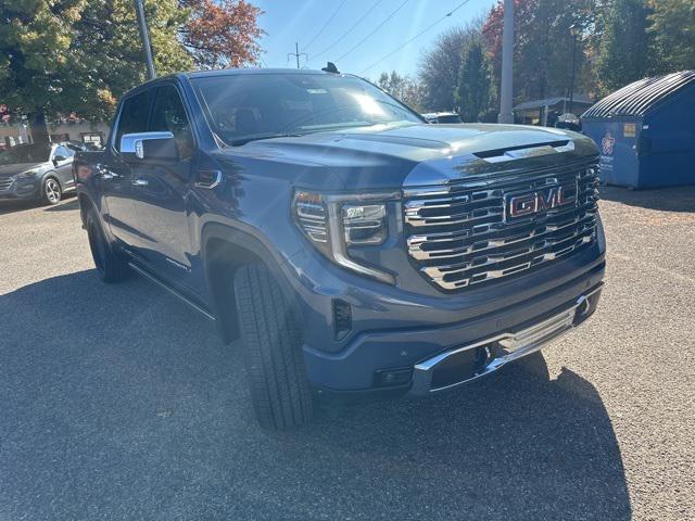 new 2025 GMC Sierra 1500 car, priced at $74,140