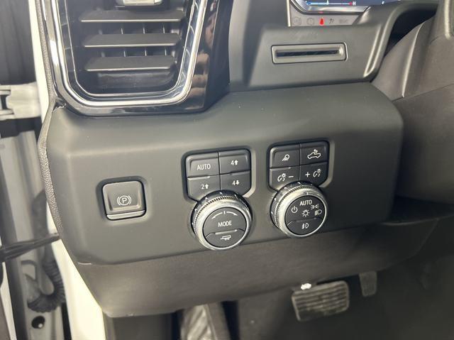 used 2024 GMC Sierra 1500 car, priced at $58,900