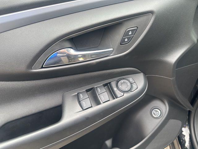 new 2025 Buick Envista car, priced at $27,475