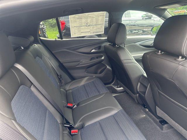 new 2025 Buick Envista car, priced at $27,475