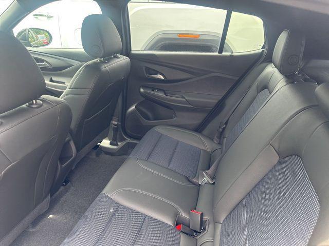 new 2025 Buick Envista car, priced at $27,475