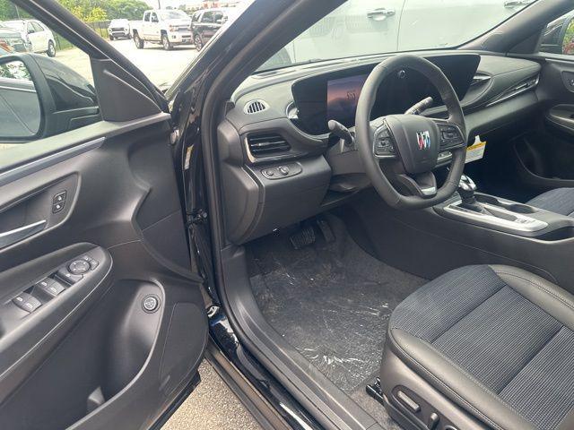 new 2025 Buick Envista car, priced at $27,475