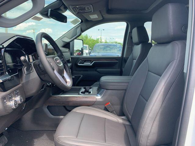 new 2025 GMC Sierra 2500 car, priced at $76,145