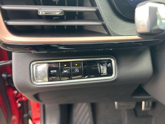 new 2025 Buick Envision car, priced at $42,810