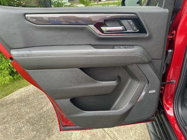 new 2025 GMC Yukon car, priced at $73,760