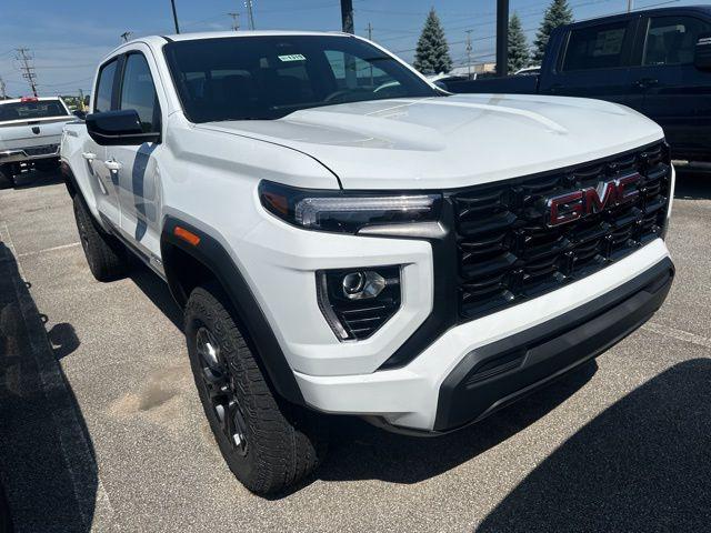 new 2025 GMC Canyon car, priced at $43,395