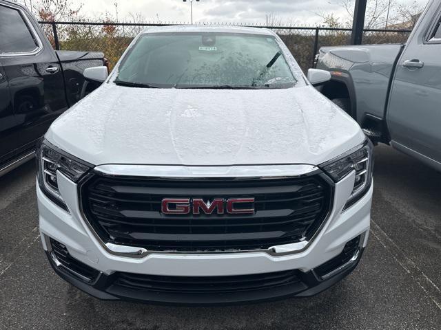 new 2024 GMC Terrain car, priced at $25,095