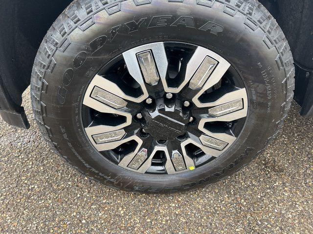 new 2025 GMC Sierra 2500 car, priced at $79,855