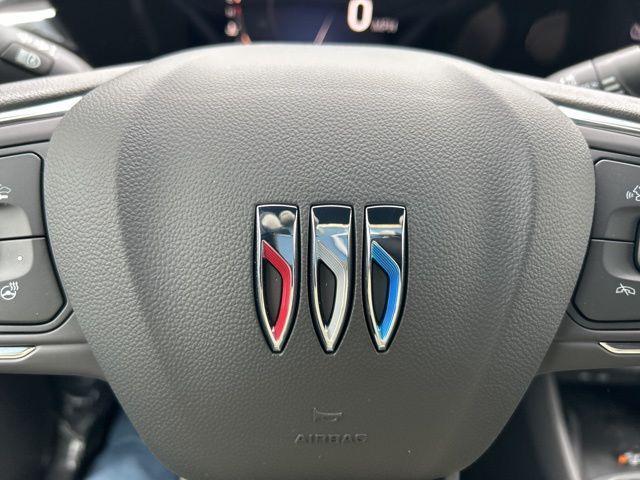 new 2025 Buick Envista car, priced at $26,725