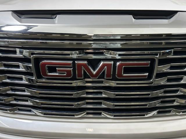 used 2022 GMC Sierra 1500 car, priced at $49,440