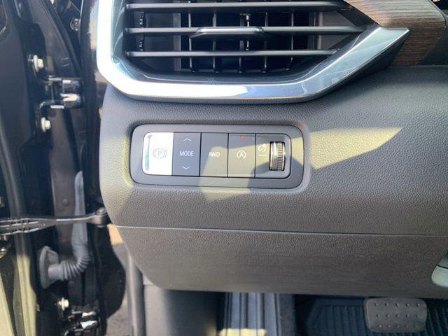 new 2025 GMC Acadia car, priced at $60,060