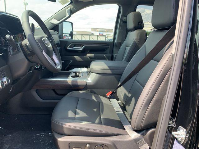 new 2025 GMC Sierra 2500 car, priced at $76,640