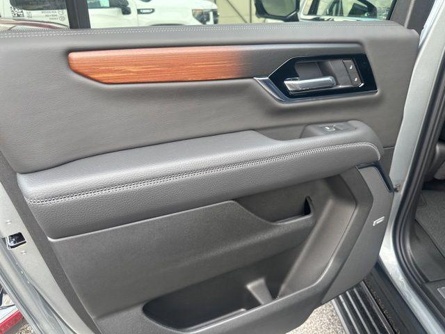 new 2025 GMC Yukon XL car, priced at $96,374