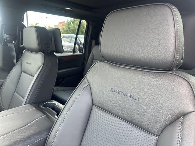new 2025 GMC Yukon XL car, priced at $96,374