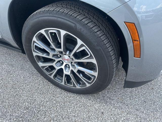 new 2025 GMC Yukon XL car, priced at $96,374