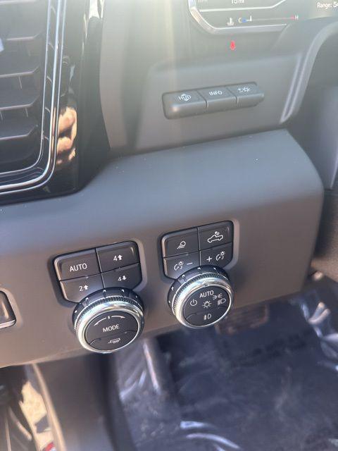 new 2025 GMC Sierra 3500 car, priced at $75,815