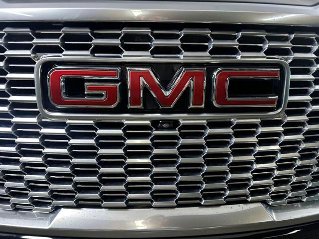 used 2023 GMC Yukon car, priced at $64,400