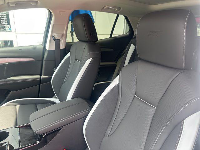 new 2025 Buick Envision car, priced at $43,240
