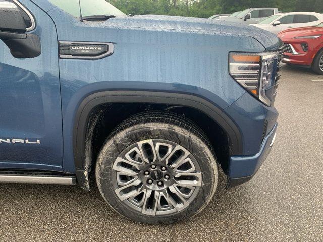 new 2025 GMC Sierra 1500 car, priced at $84,140