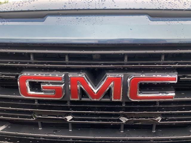 new 2025 GMC Sierra 1500 car, priced at $51,035