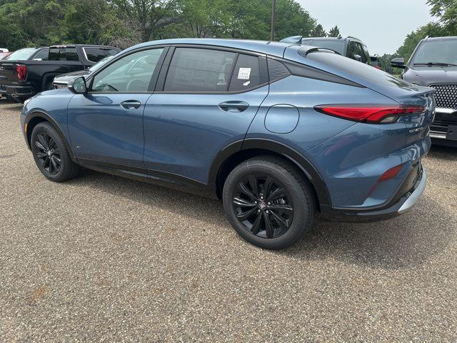 new 2025 Buick Envista car, priced at $27,685