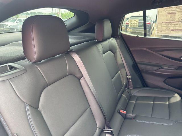 new 2025 Buick Envista car, priced at $27,685