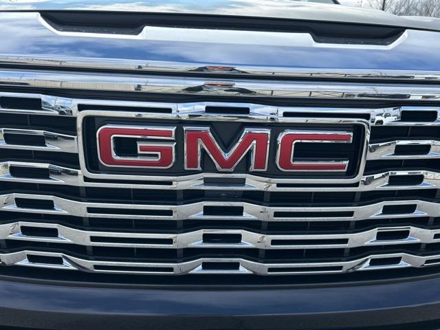 new 2025 GMC Sierra 1500 car, priced at $68,450