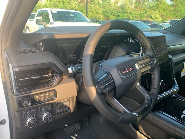 new 2025 GMC Yukon XL car, priced at $81,750