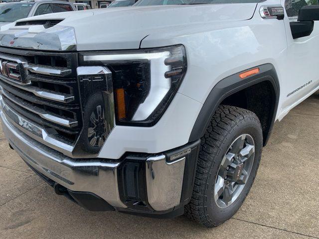 new 2025 GMC Sierra 2500 car, priced at $58,525