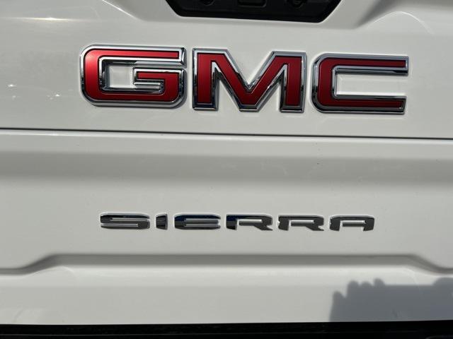 new 2025 GMC Sierra 2500 car, priced at $80,635