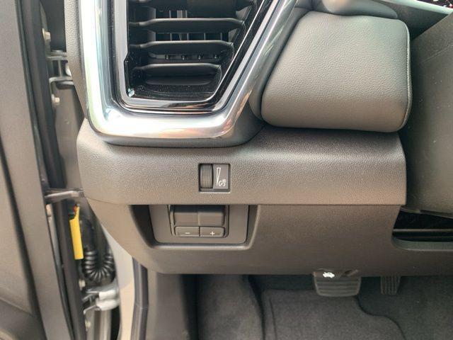 new 2025 GMC Canyon car, priced at $44,870