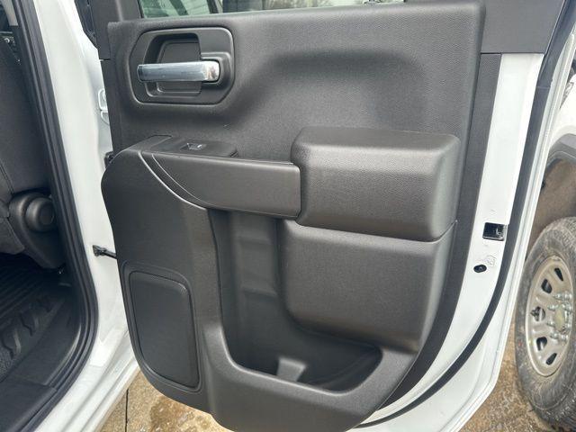 new 2025 GMC Sierra 2500 car, priced at $49,275