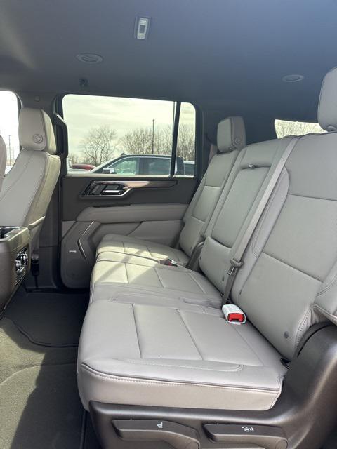 new 2025 GMC Yukon XL car, priced at $75,985