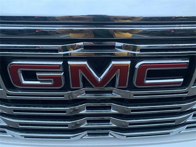 new 2025 GMC Sierra 1500 car, priced at $68,355