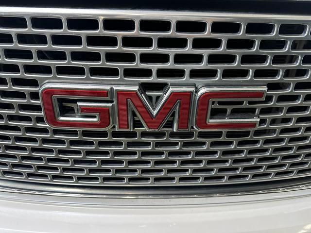 used 2016 GMC Yukon XL car, priced at $19,500