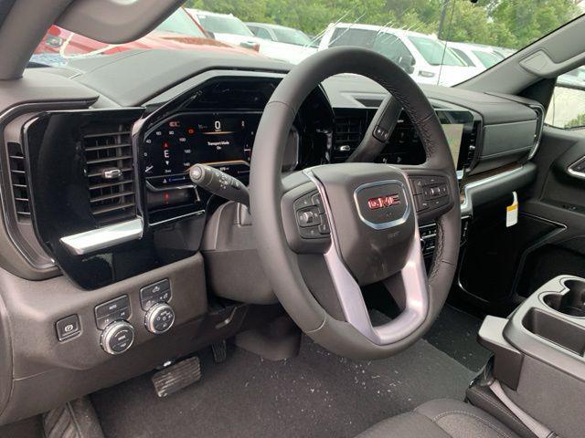 new 2025 GMC Sierra 1500 car, priced at $51,035