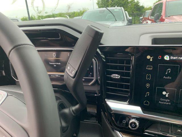 new 2025 GMC Sierra 1500 car, priced at $51,035