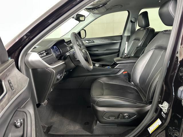 used 2023 Jeep Grand Cherokee L car, priced at $30,590