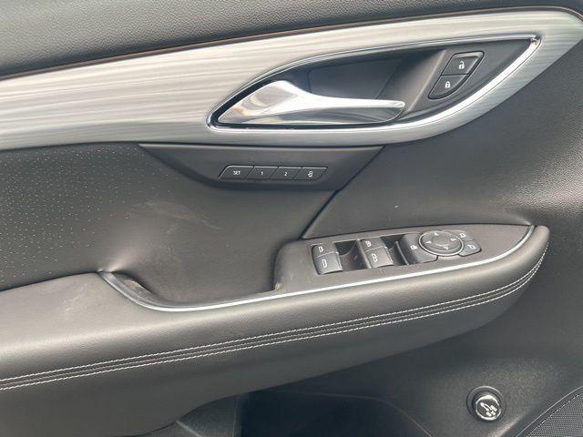 new 2025 Buick Envision car, priced at $48,195