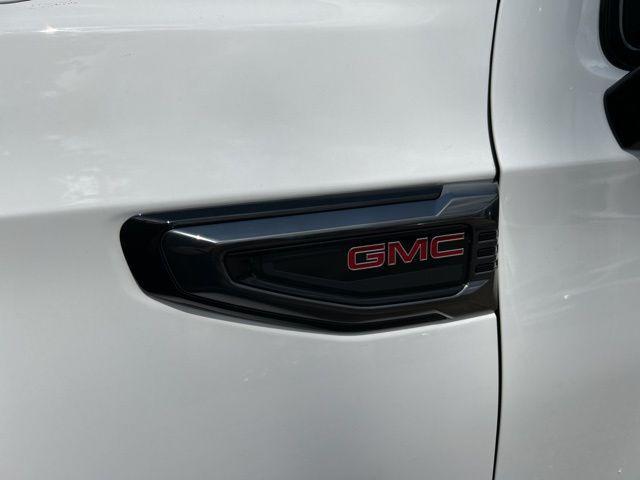 new 2025 GMC Yukon car, priced at $85,590