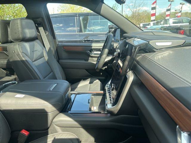 new 2025 GMC Yukon car, priced at $93,025